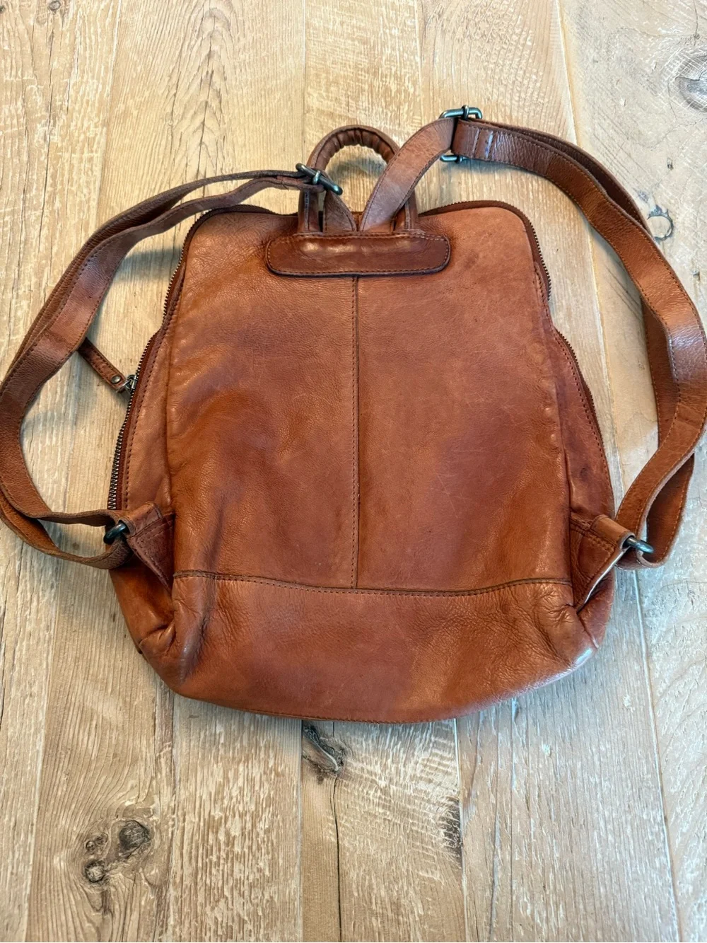Vilenca Holland Woven Leather Backpack in Warm Cognac